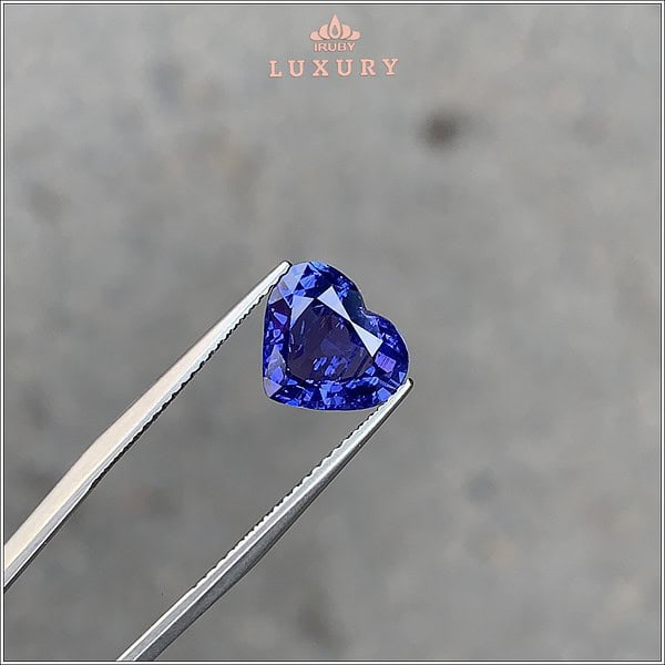 Đá Sapphire xanh lam hoàng gia 3,50ct - IRBS303 2411350 hình ảnh