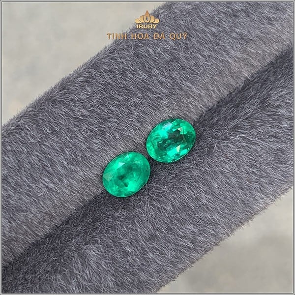 Đôi Emerald xanh vivid Colombia tự nhiên 2,12ct hình ảnh 1