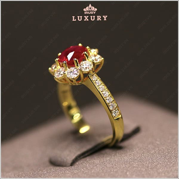 Nhẫn nữ Ruby facet đỏ huyết Lục Yên 1,40ct - IRRF250 2408140 hình ảnh 1