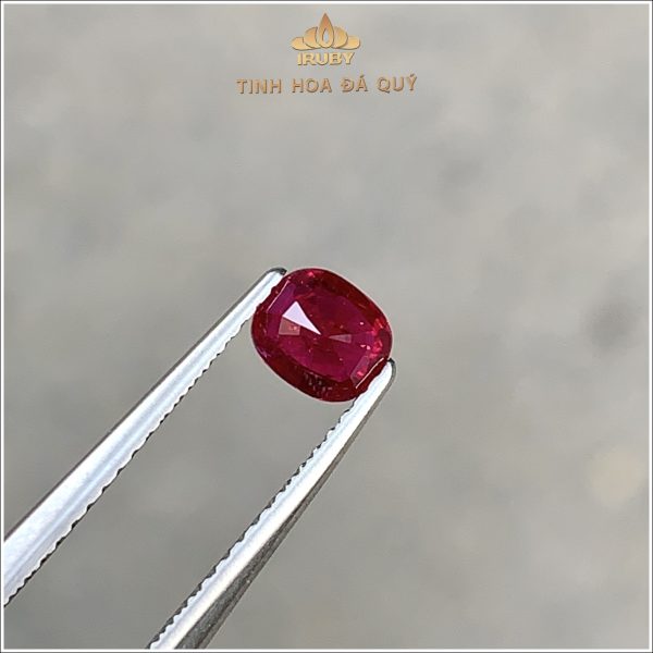 Đá Ruby đỏ huyết bồ câu Lục Yên 0,55ct IRRF274 2412055 hình ảnh