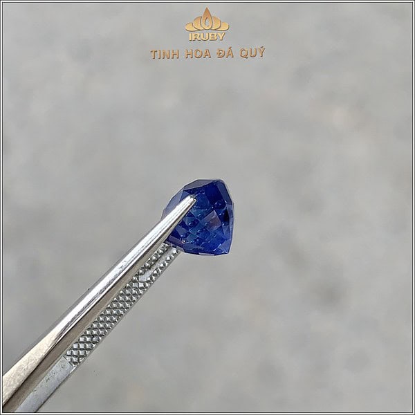 Đá Sapphire xanh lam Hoàng gia 3,21ct - IRBS306 2411321 hình ảnh 2