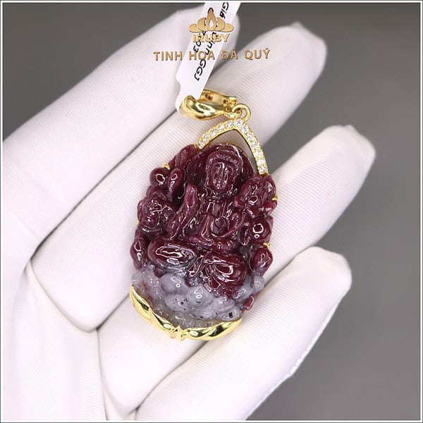 Mặt dây phật quan âm Ruby tự nhiên IRPT 2405180 hình ảnh