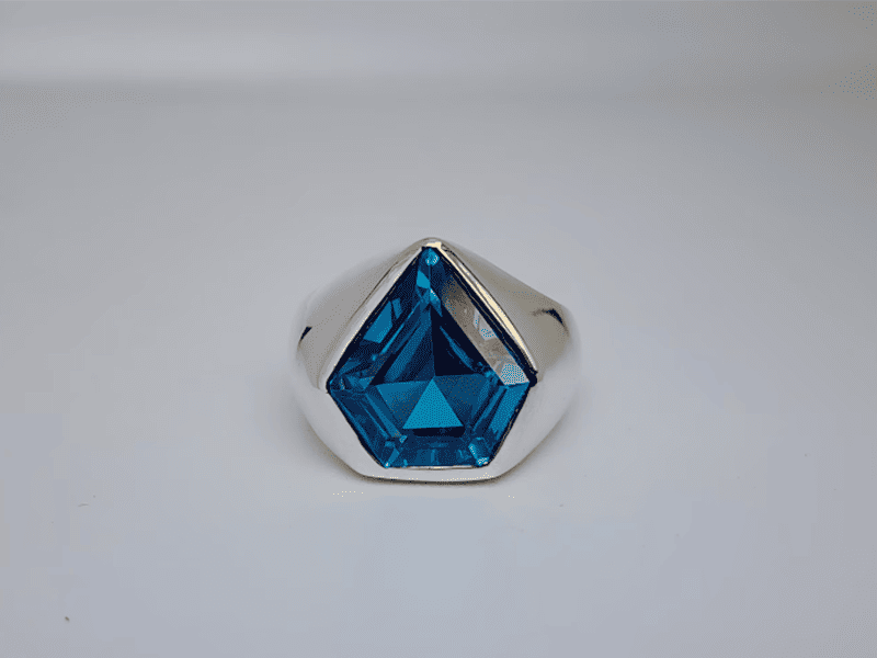 Màu xanh của đá Topaz là nguồn cảm hứng vô tận cho những nhà sáng tạo