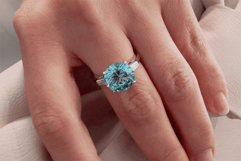 Ly do da quy Aquamarine la su ket hop hoan hao voi nhan nu