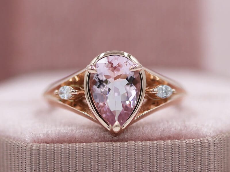 nhan morganite phu hop cho nhan dinh hon, minh chung cho mot tinh yeu ben chat