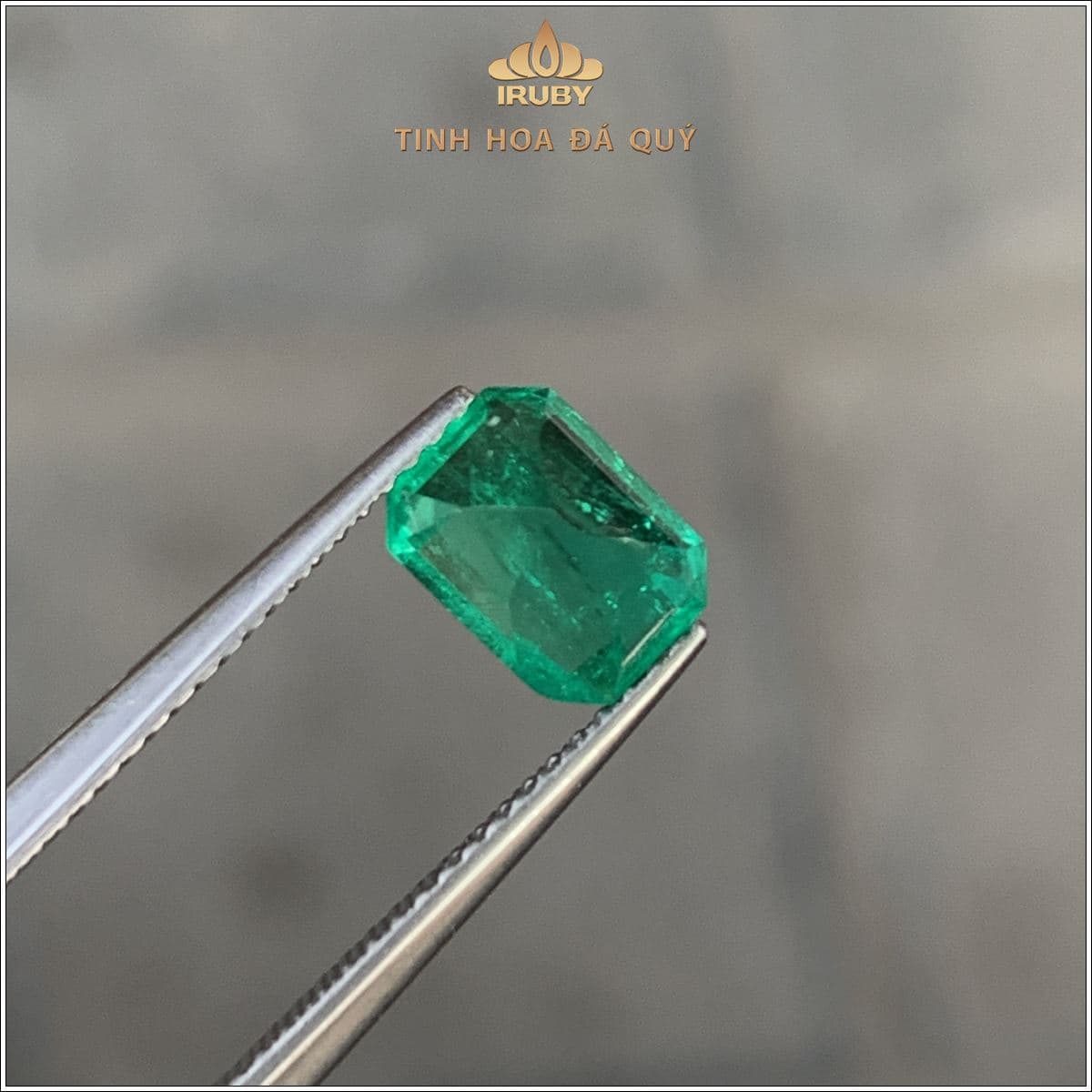 Đá Emerald Colombia xanh vivid tự nhiên 1,43ct - IREM 2504143 Đá Emerald Colombia xanh vivid tự nhiên 1,43ct - IREM 2504143