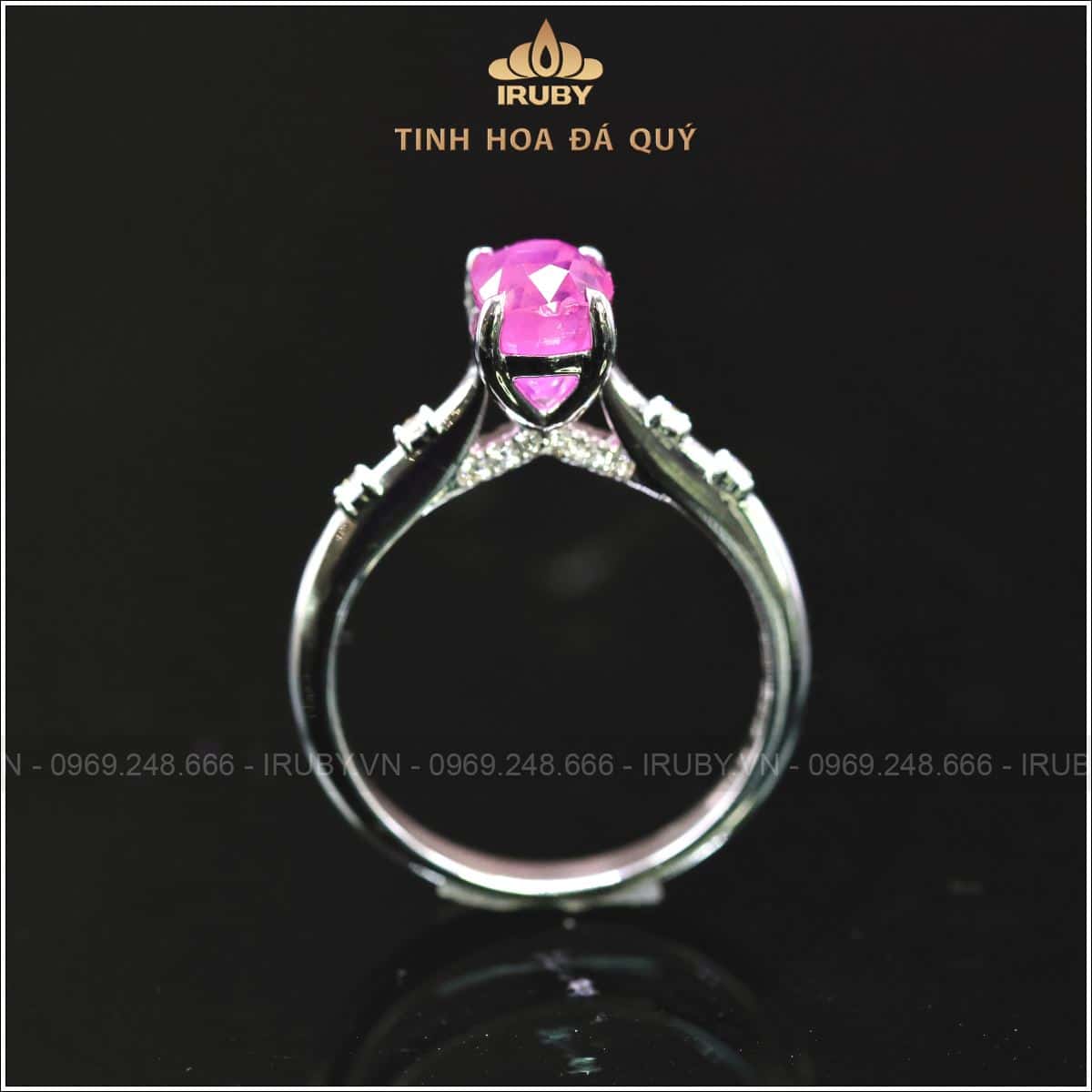 Nhẫn nữ Ruby facet Lục Yên kết kim cương - IRRF 250405