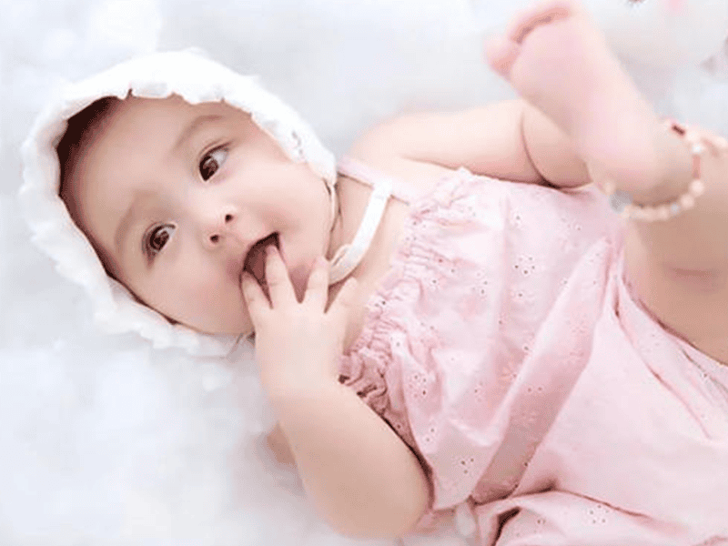 Có quan niệm cho rằng tên gọi sẽ phản ánh tính cách cá nhân của em bé