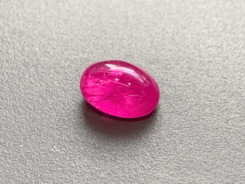 Pink Ruby mang đến sự may mắn và nhiệt huyết cho người sử dụng