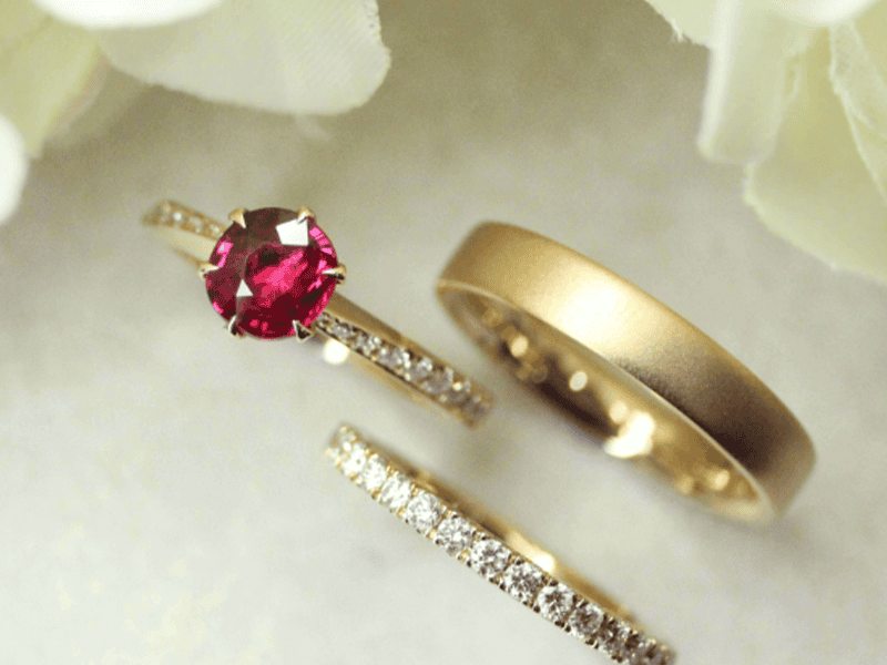 Lựa chọn mẫu nhẫn cưới đá Ruby tùy thuộc vào mức tài chính của mình