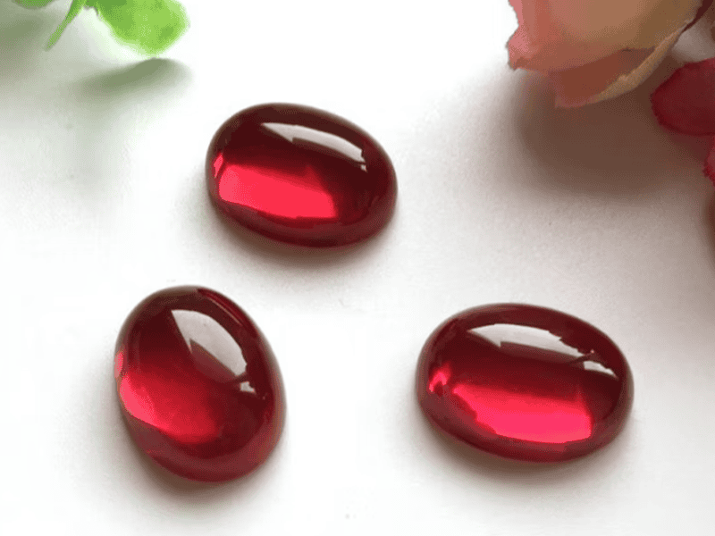 Đá Ruby Cabochon vẻ đẹp tự nhiên độc nhất