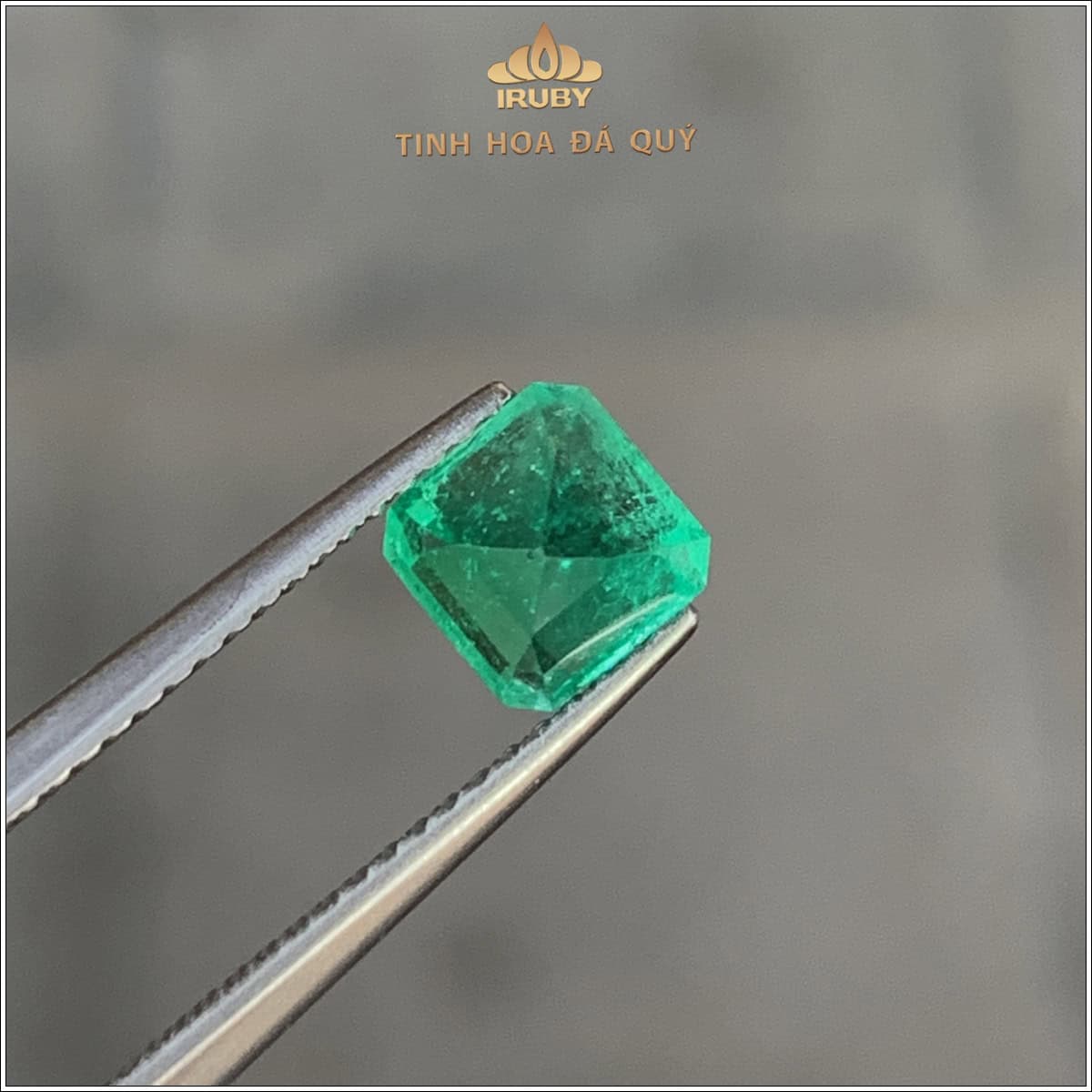 Đá Emerald Colombia xanh vivid tự nhiên 100% 1,13ct - IREM 2503113 Đá Emerald Colombia xanh vivid tự nhiên 100% 1,13ct - IREM 2503113