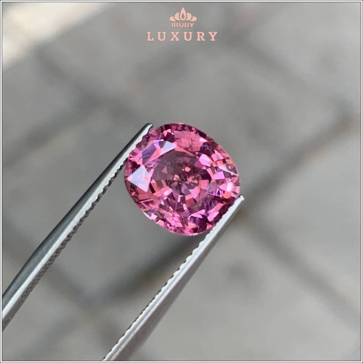 Đá Spinel hồng đỗ Lục Yên tự nhiên 100% 3,59ct - IRSI 2505359 Đá Spinel hồng đỗ Lục Yên tự nhiên 100% 3,59ct - IRSI 2505359