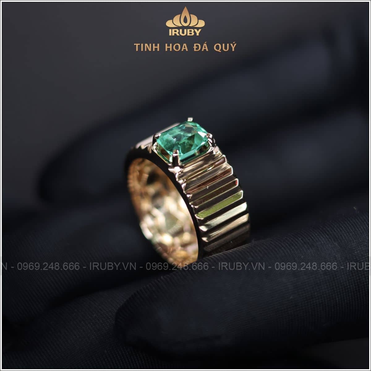 Nhẫn nam Emerald phong cách Rolex 1,26ct - IREM 2504126