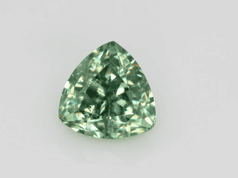 Độ cứng của đá Garnet ảnh hưởng trực tiếp đến giá của viên đá