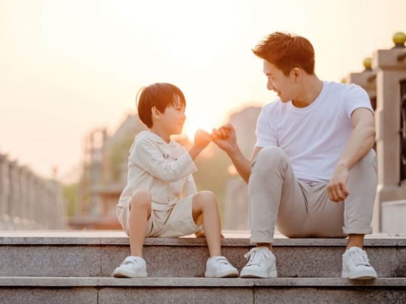 cha me nen khuyen khich su sang tao va ren luyen su kien nhan, ky luat cho tre binh than 2016