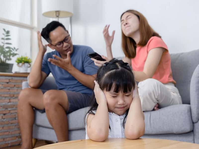 tinh cam gia dinh nam nay se gap nhieu bat dong do ap luc ve tai chinh