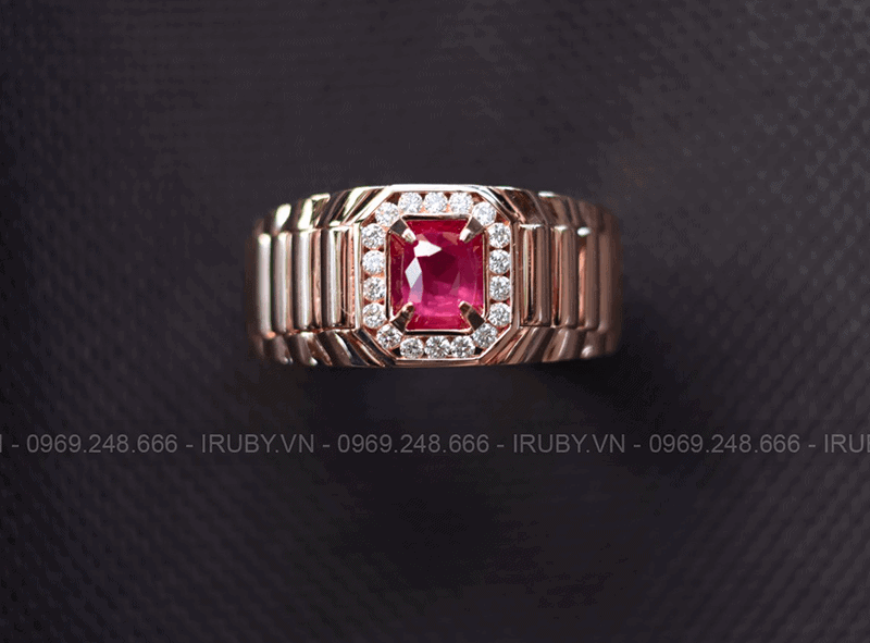 Da Ruby thuoc hanh Hoa tuong sinh voi Moc co the giup nam Canh Ty kich hoat nang luong de cai thien suc khoe tot hon