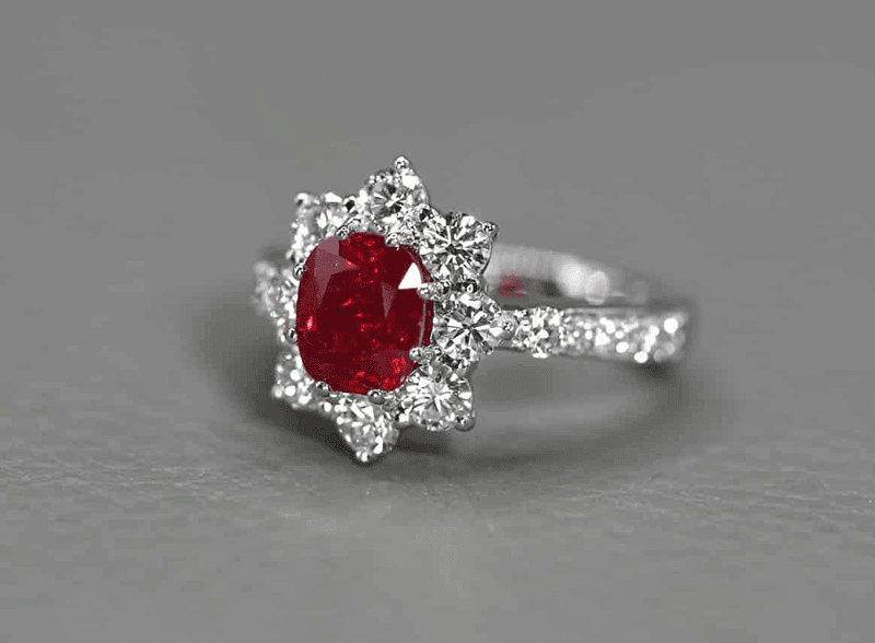 De tang cuong nang luong ban menh, giup hoa giai tuong khac tu nam Thuy thi nu Ky Mui nen su dung da Ruby