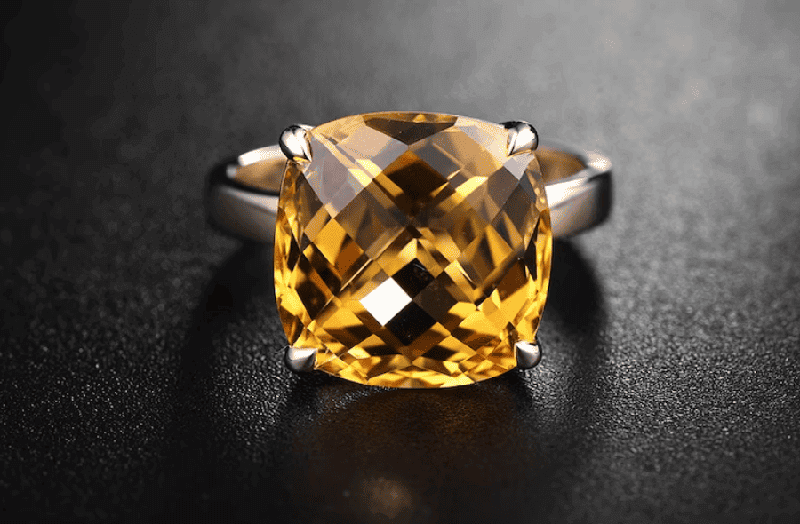 Citrine la vien da tai loc, neu At Suu su dung ho se duoc gia tang co hoi thanh cong khi kinh doanh