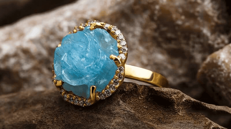 Da Aquamarine co do cung 7.5 den 8 tren thang Mohs nen rat phu hop de che tac trang suc phong thuy