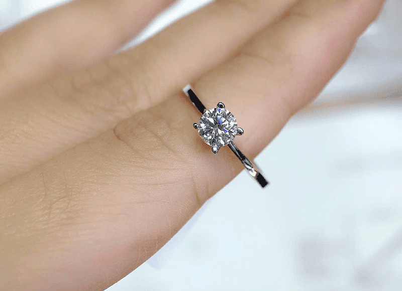 Do la da nhan tao nen moi chiec nhan Moissanite nu deu co ve dep vo cung hoan hao voi do lap lanh cao