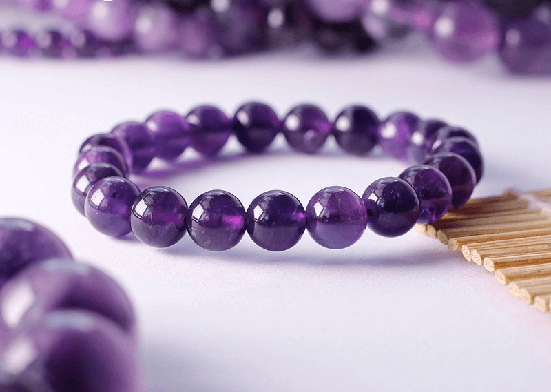 Gia thanh cua vong da Thach Anh tim thuoc dang trung binh nen hien nay duoc moi nguoi su dung rong rai