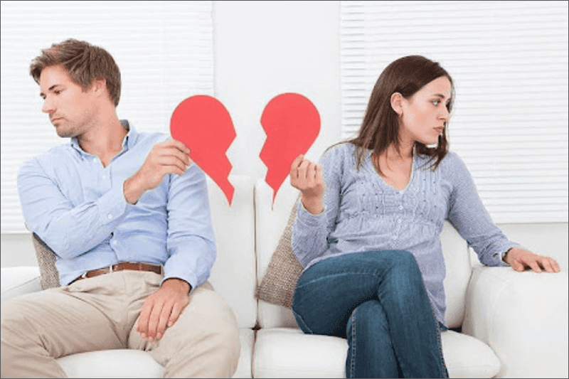 Mau thuan cu the giua bon tuoi Thin Tuat Suu Mui la bat hoa trong hon nhan cung xung dot cong viec