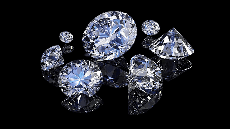 Xet ve mau sac kim cuong co the thua nhung chong tray suc tot nho do cung cao hon da Moissanite