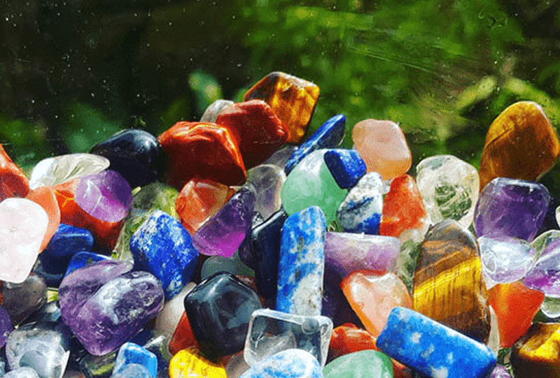 Da thach anh ngu sac vo cung quy hiem va hien nay chu yeu la nam loai thach anh rieng le gop lai