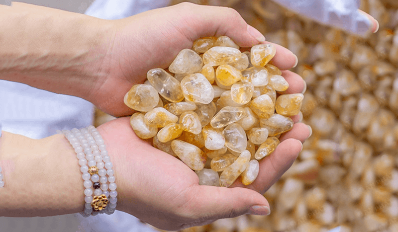 Da thach anh se co do cung vuot troi hon da cam thach nhung chong va dap thi lai khong bang