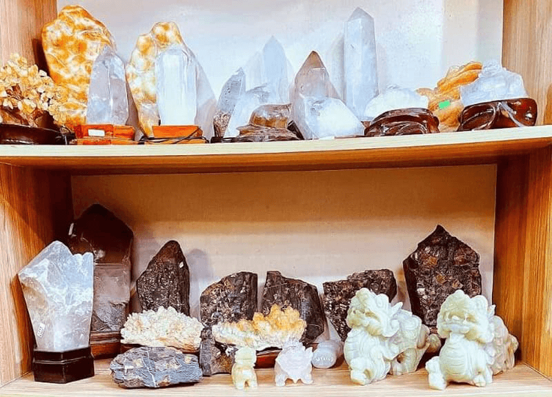 Moi nguoi nen tham khao va mua da quy phong thuy tai don vi uy tin nhu IRuby de tranh mua phai hang gia