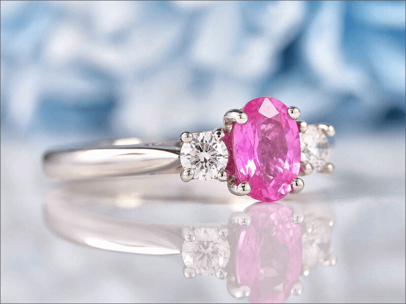 Trong qua trinh su dung moi nguoi can tranh de nhan da hoac nhan dinh da va dap manh vi co the lam hong da quy