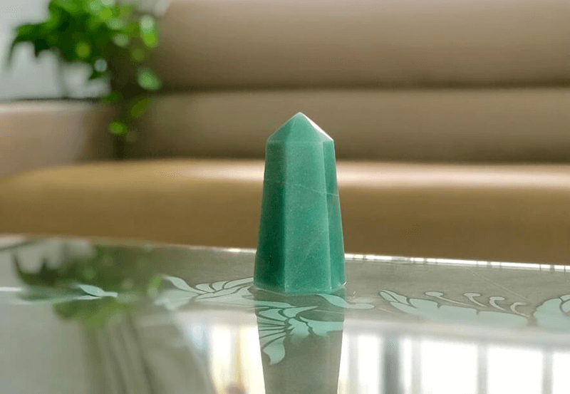 Cong dung chinh cua tru thach anh xanh la hut khi xau tu day len dinh roi phat tan thanh vuong khi