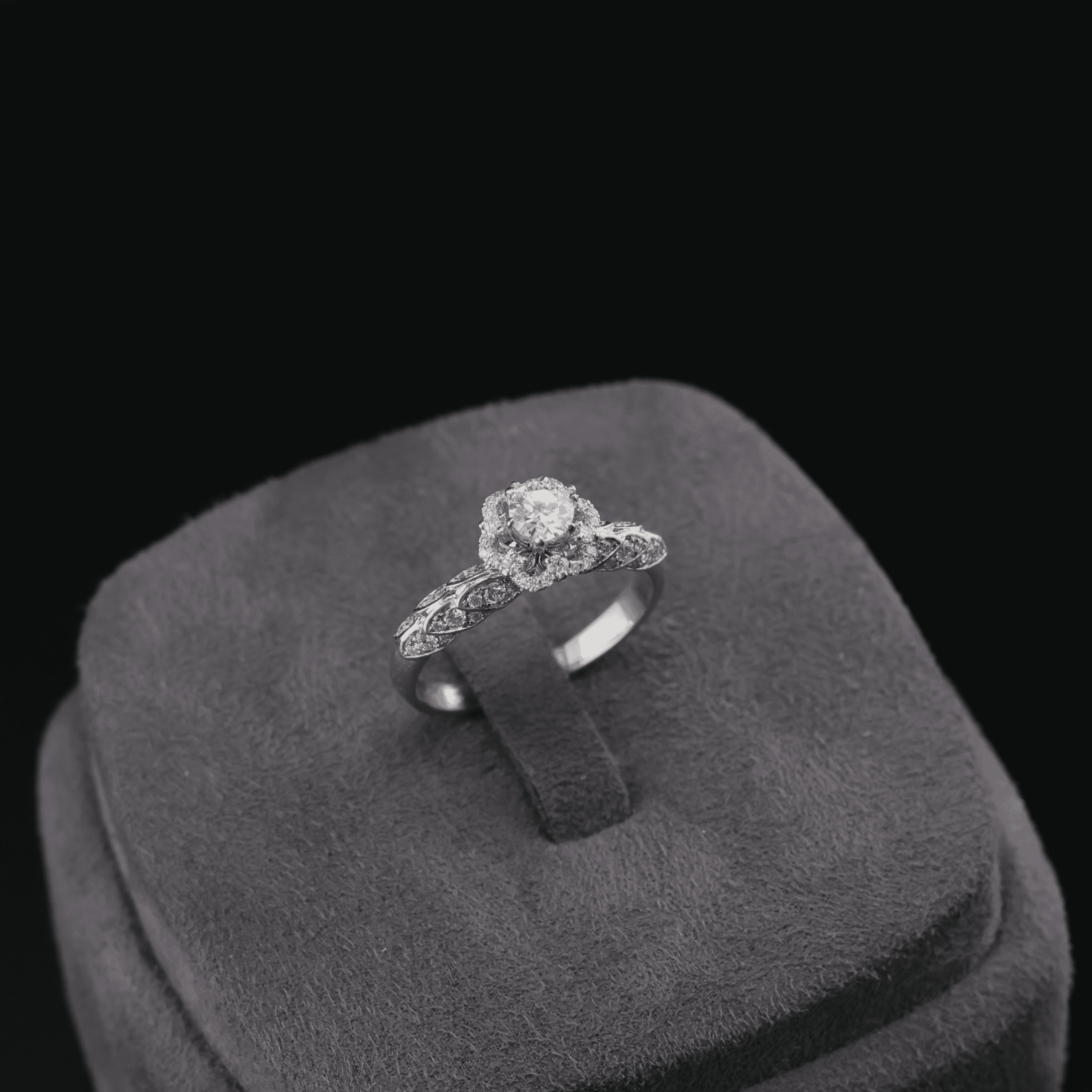 Nhẫn nữ kim cương - IRNUKC076 (1)