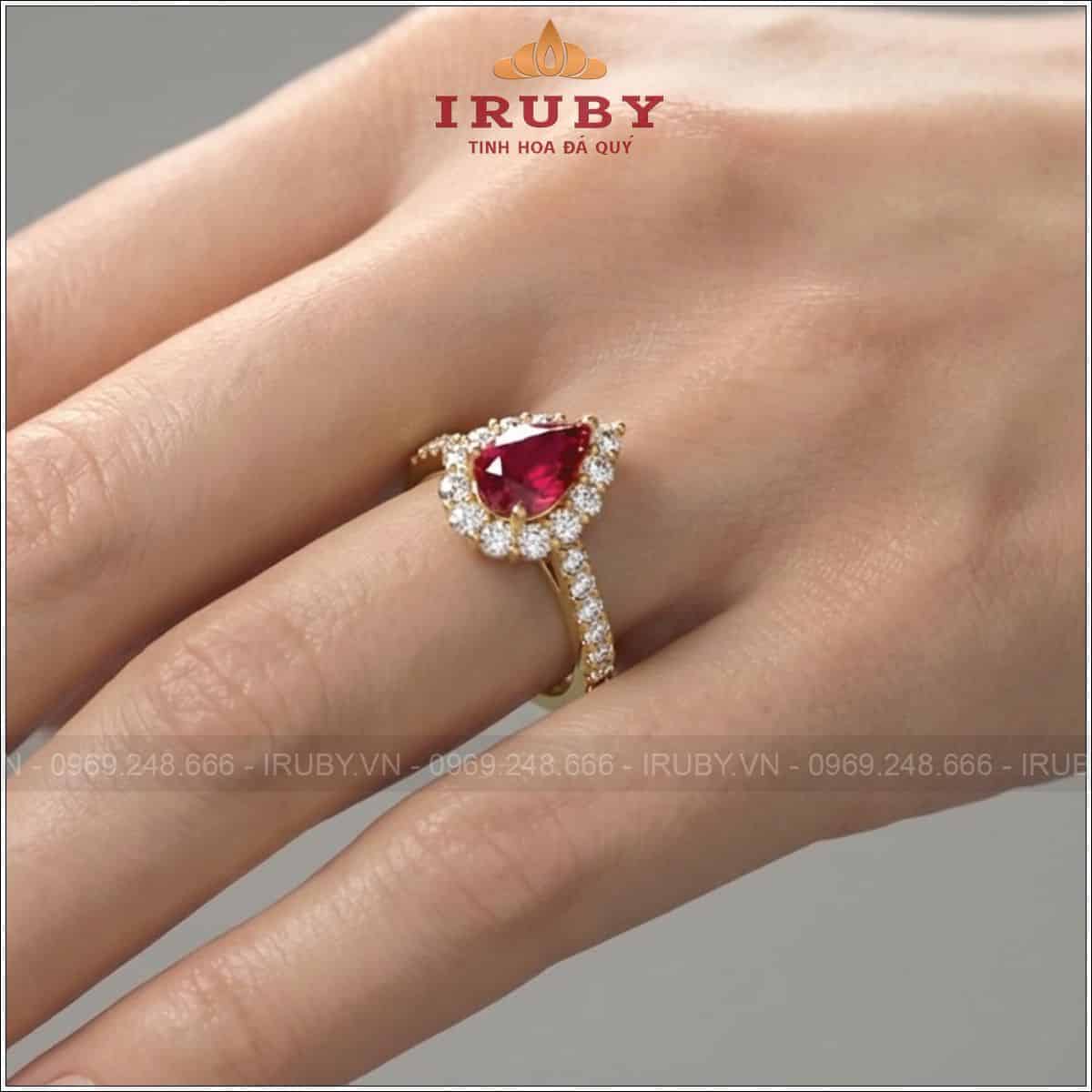 Nhẫn nữ Ruby hình giọt nước viền đá tấm - Ruby ring - Vietnam – IRNU70
