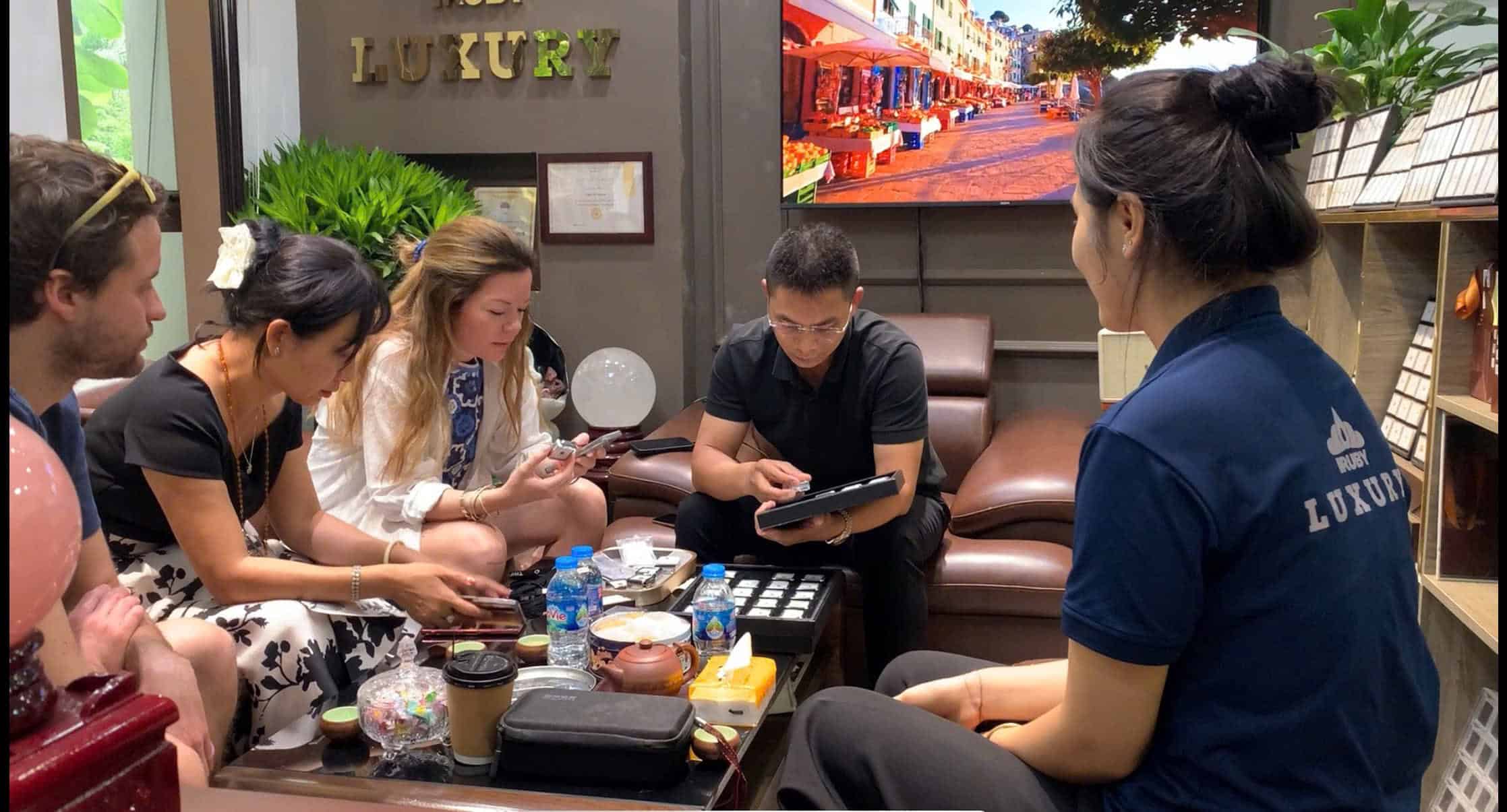 Tiếp đón những vị khách dễ thương tại IRUBY