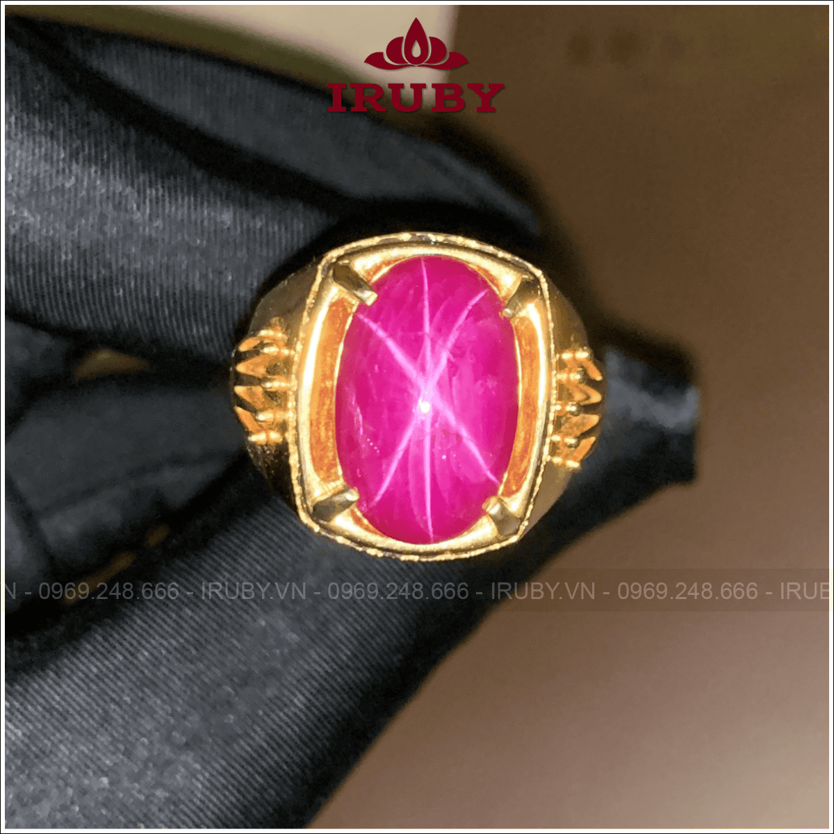 Nhẫn nam Ruby sao kích thước lớn hiếm gặp với trọng lượng 11ct