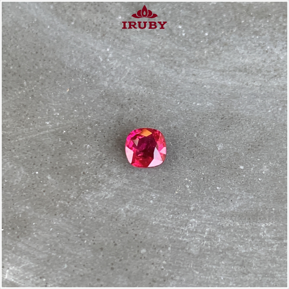 Đá Ruby thuộc hành Hỏa màu đỏ của sự nhiệt huyết và bứt phá
