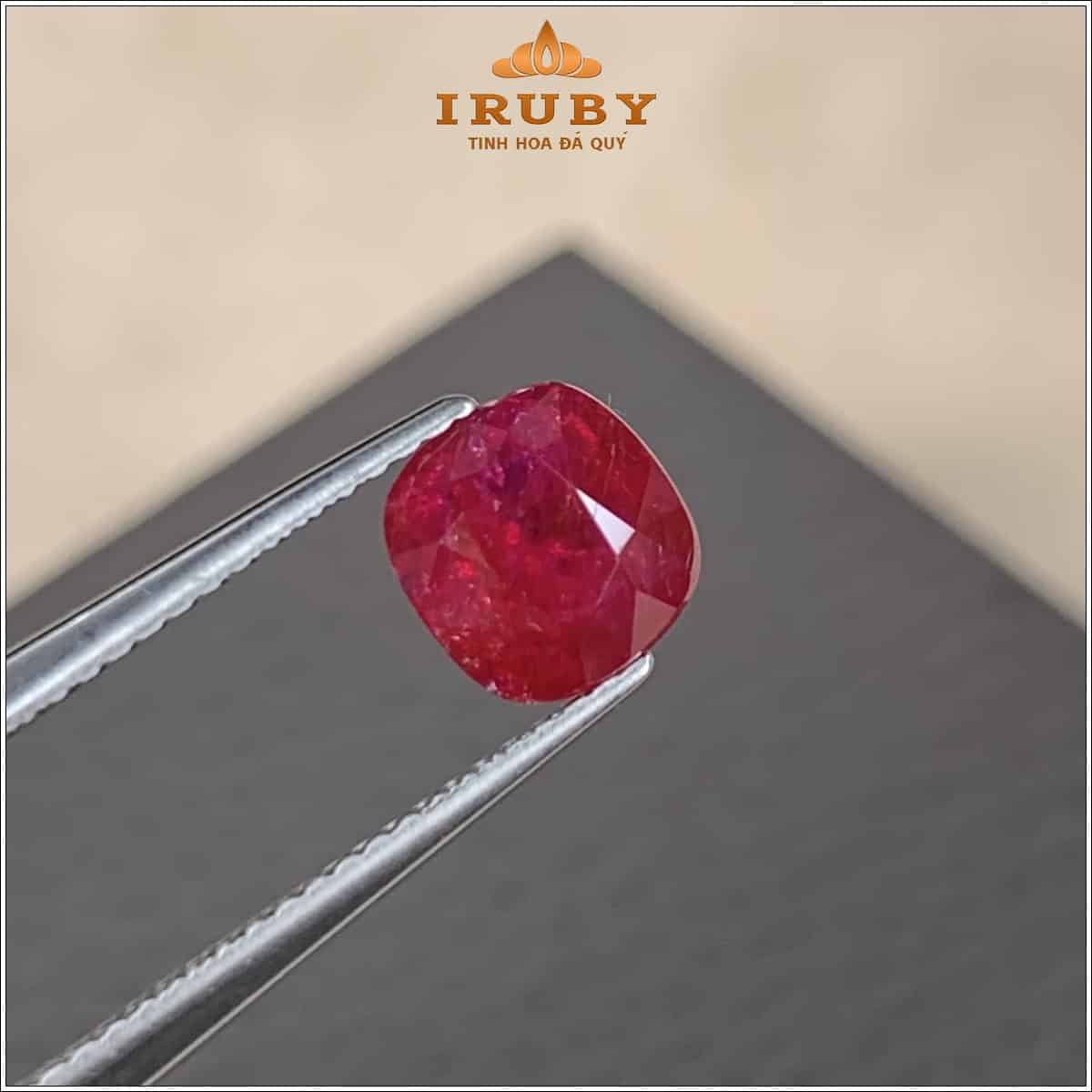 Đá Ruby có bao thể đấy là dấu hiệu của tự nhiên, nếu viên đá có quá nhiều bao thể sẽ ảnh hưởng đến thẩm mỹ và giá cả.