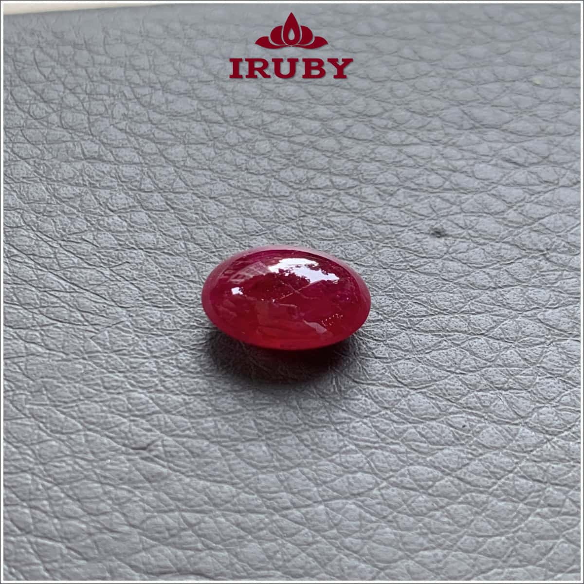 Ruby tự nhiên luôn được bán ở mức giá cao, tuy nhiên phụ thuộc vào chất lượng của từng viên đá cụ thể. 
